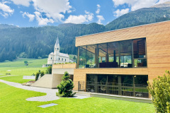 familienhotel-suedtirol-berglandschaft