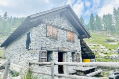 Capanna-Arena-Tessin-23