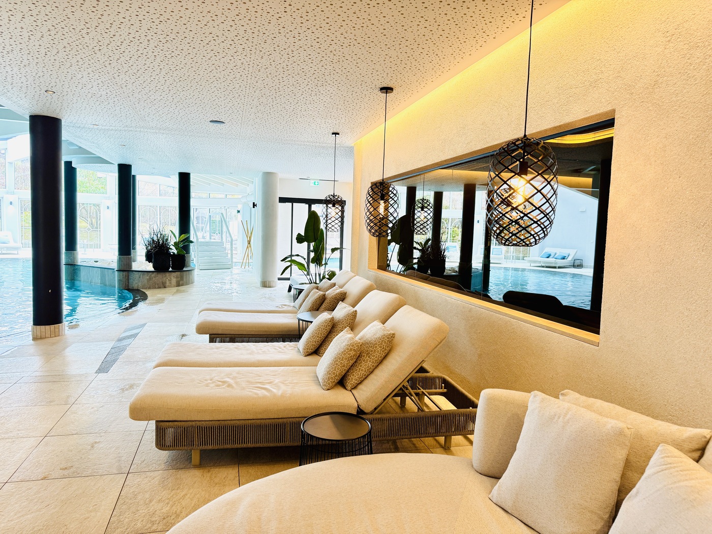 pool-das-paradies-familienhotel-2