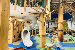 ulrichshof-indoor-spielplatz-familienhotel