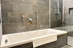 familienhotel-ulrichshof-badezimmer-1-1
