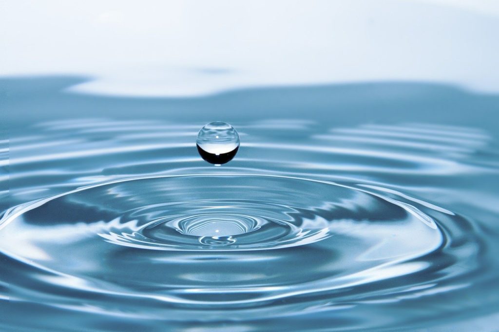 drops of water 578897 1280 1024x682 - Tipps Einkauf Wasserbett