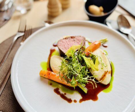 familienhotel suedtirol abendessen 470x390 - familienhotel-suedtirol-abendessen