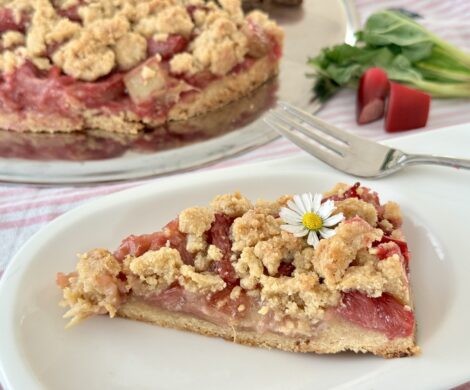 rhabarberkuchen mit streusel 470x390 - rhabarberkuchen-mit-streusel
