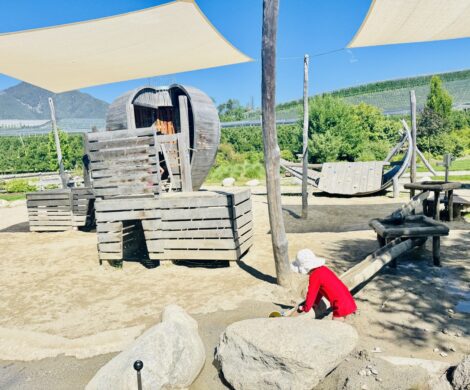 wasserspielplatz suedtirol raas 470x390 - wasserspielplatz-suedtirol-raas