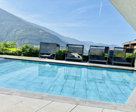outdoor-pool-das-muehlwald-familienhotel (2) outdoor pool das muehlwald familienhotel 2 470x390 - outdoor-pool-das-muehlwald-familienhotel (2)