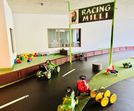 spielbereich kinderhotel suedtirol 470x390 - spielbereich-kinderhotel-suedtirol