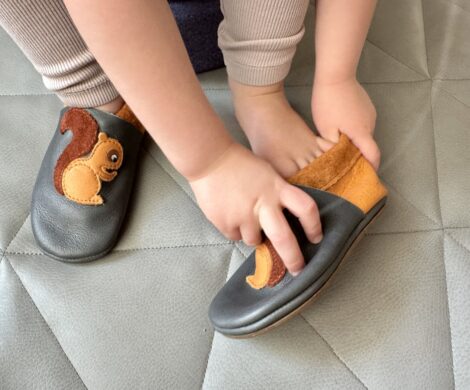 barfussschuhe einfach anziehen 470x390 - barfussschuhe-einfach-anziehen