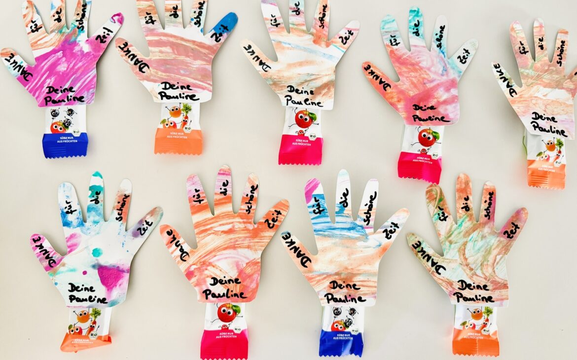danke fuer die tolle zeit handabdruck 1170x730 - Kita Abschiedsgeschenk basteln: Einfache DIY-Idee f&uuml;r den Abschied aus der Kindertagesst&auml;tte