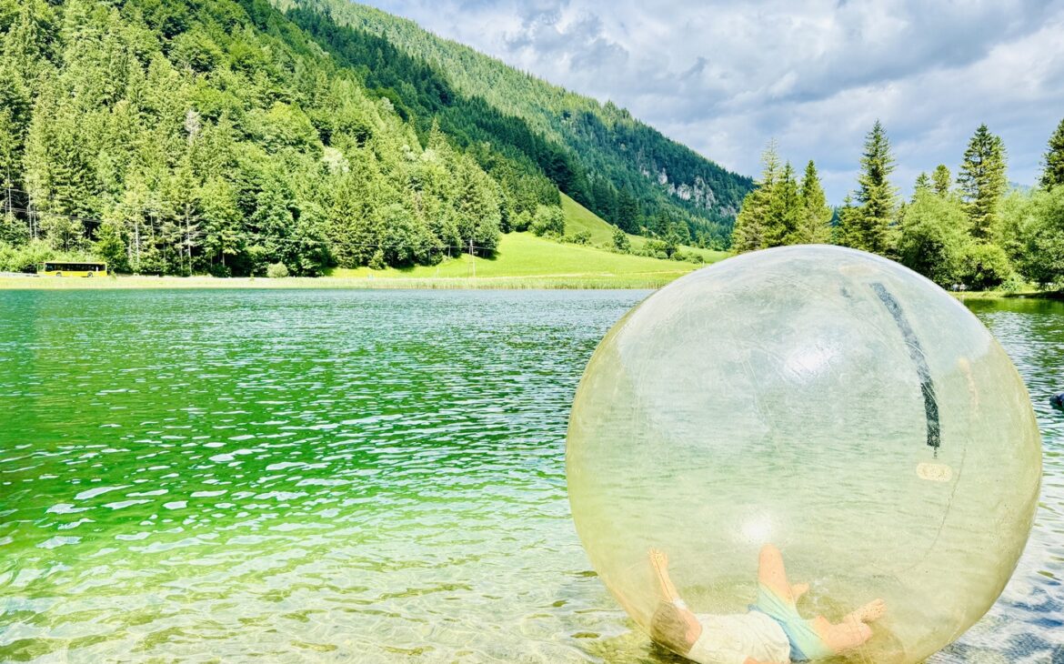 funball pillersee pillerseetal 1170x730 - Pillerseetal mit Kindern: Die 8 sch&ouml;nsten Ausflugsziele und Erlebnisse f&uuml;r euren Familienurlaub im Sommer