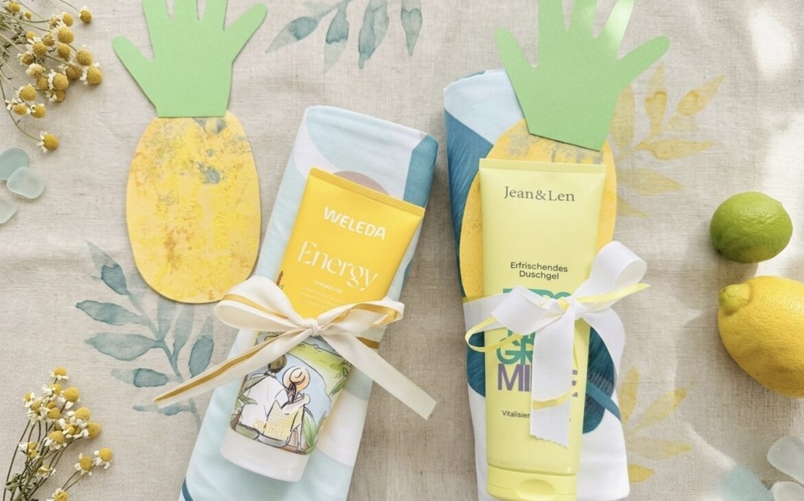 geschenk zum kita abschluss erzieher 1170x730 - Ananas basteln mit Kindern &ndash; s&uuml;&szlig;e Sommer-Bastelidee mit Handabdruck
