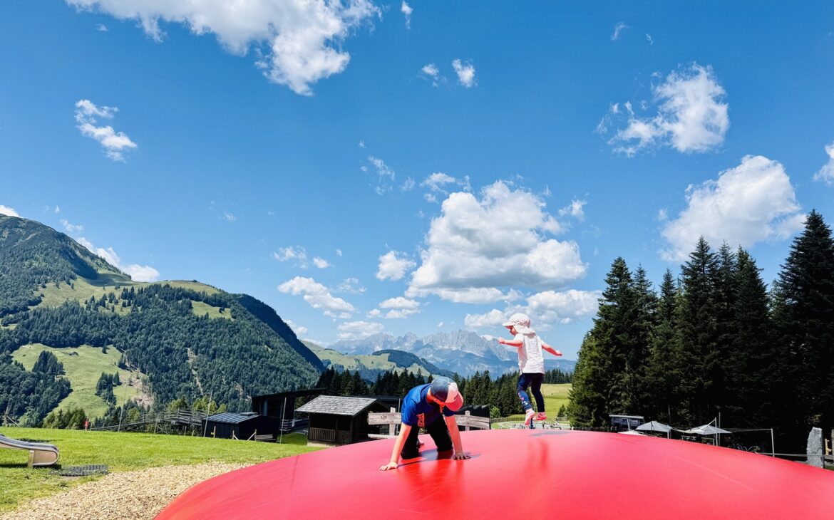 timoks wilde welt fieberbrunn mit kindern 1170x730 - Pillerseetal mit Kindern: Die 8 sch&ouml;nsten Ausflugsziele und Erlebnisse f&uuml;r euren Familienurlaub im Sommer