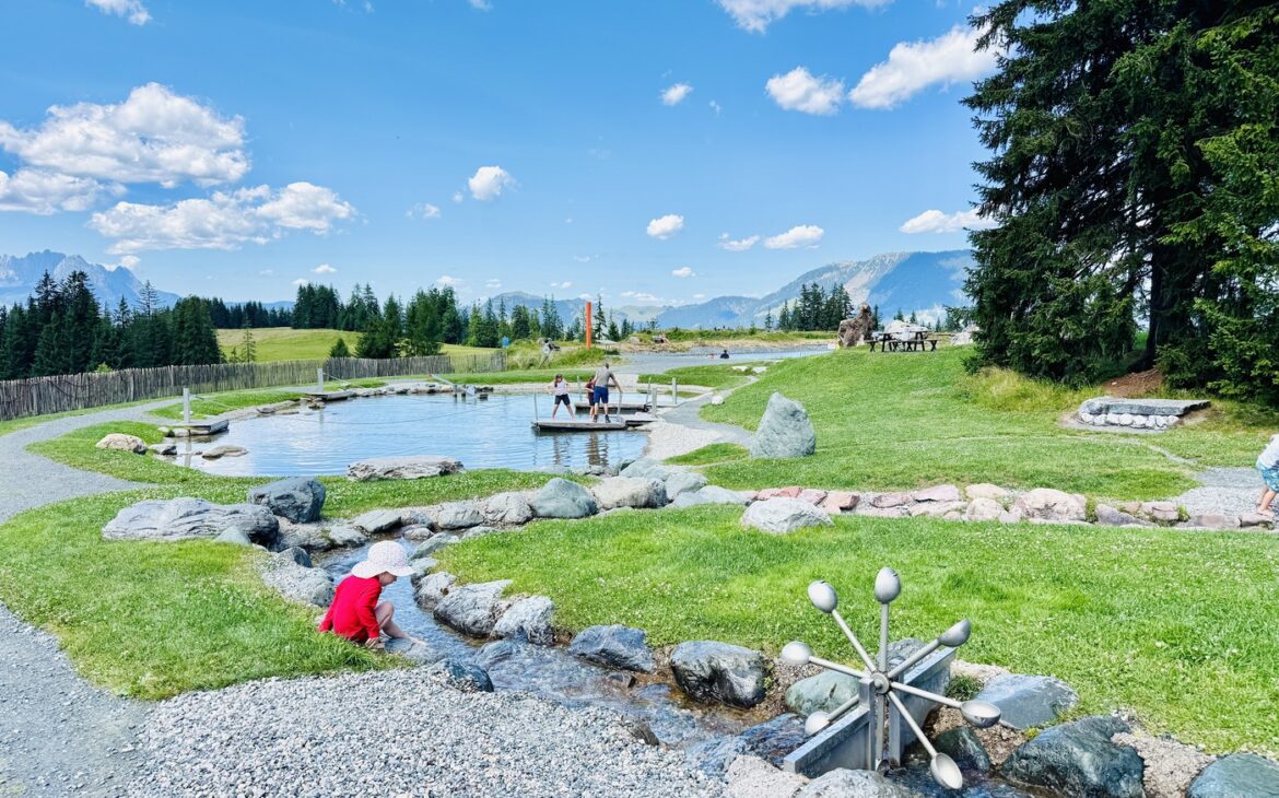 wasserspielplatz timoks wilde welt 1170x730 - Pillerseetal mit Kindern: Die 8 sch&ouml;nsten Ausflugsziele und Erlebnisse f&uuml;r euren Familienurlaub im Sommer