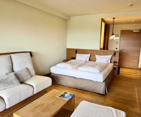 familotel-ulrichshof-zimmer (4) familotel ulrichshof zimmer 4 470x390 - familotel-ulrichshof-zimmer (4)