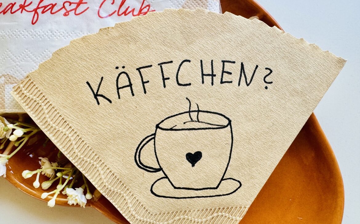 fruehstuecksgutschein kaeffchen kaffeefilter 1170x730 - Fr&uuml;hst&uuml;cksgutschein sch&ouml;n verpacken: Kreative Geschenkidee f&uuml;r Fr&uuml;hst&uuml;ck und Brunch