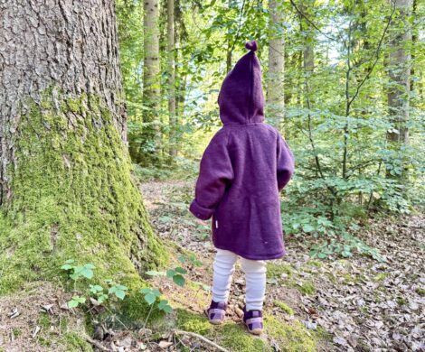 herbstkleidung kind wollfleece jacke natuerliche materialien 470x390 - herbstkleidung-kind-wollfleece-jacke-natuerliche-materialien