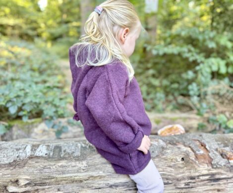 wollfleece jacke kind herbst kitz heimat 470x390 - wollfleece-jacke-kind-herbst-kitz-heimat