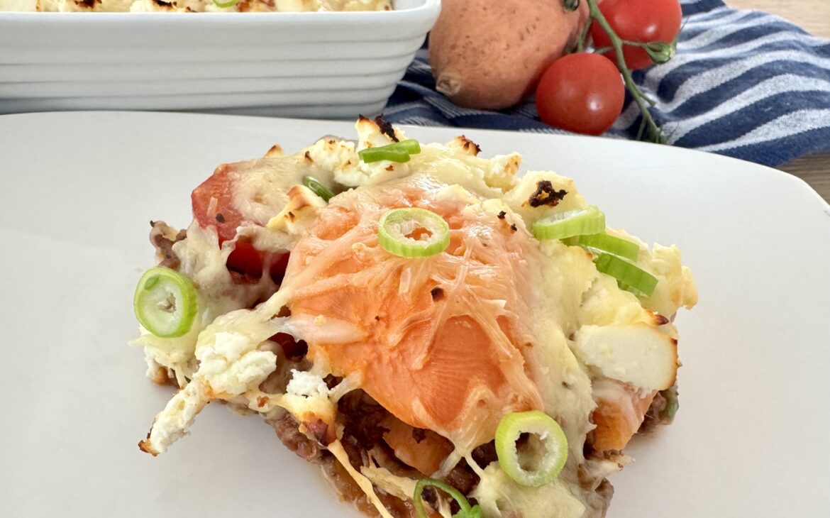 herbstrezept suesskartoffel hackfleisch auflauf 1170x730 - S&uuml;&szlig;kartoffel-Auflauf mit Hackfleisch und Feta &ndash; einfaches Rezept