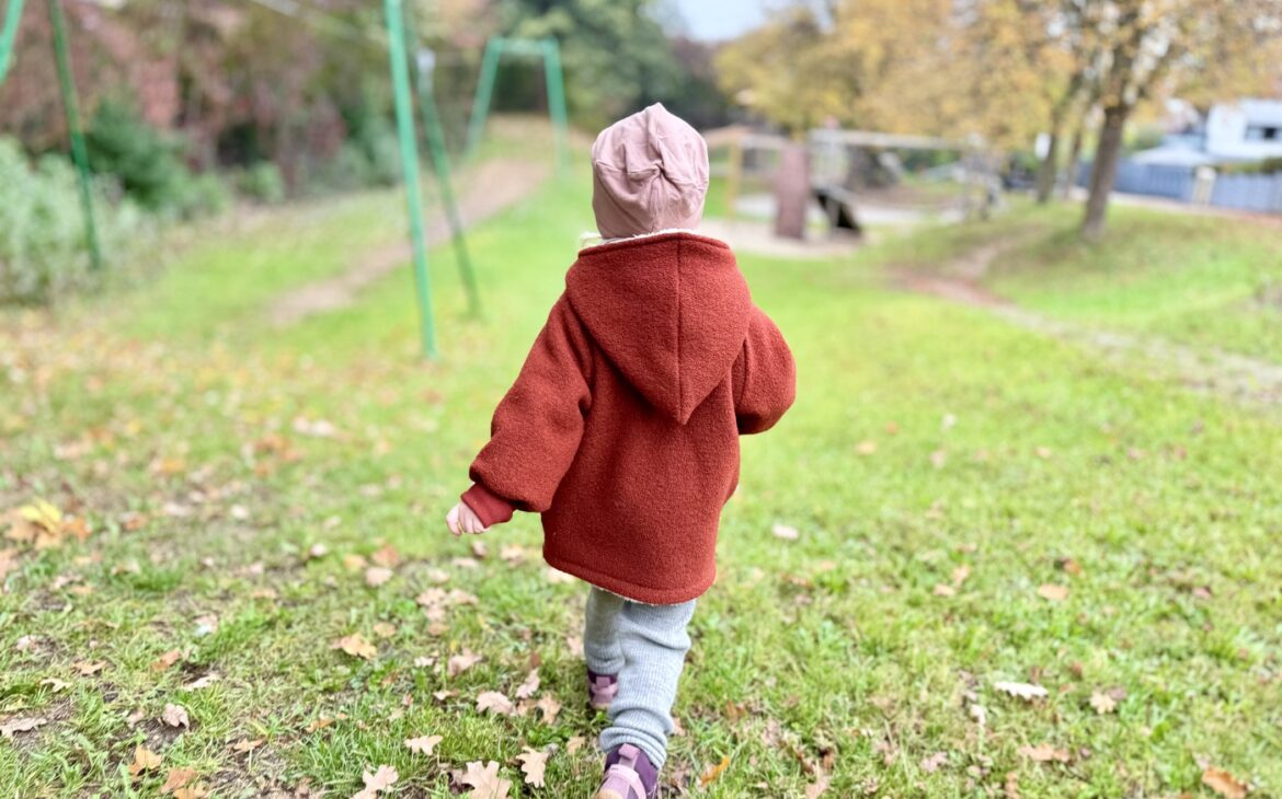 Wollwalk Winterjacke für Kinder: Warum sie im Winter so beliebt ist winter wichteljacke kinder wollwalk 1170x730 - Wollwalk Winterjacke für Kinder: Warum sie im Winter so beliebt ist